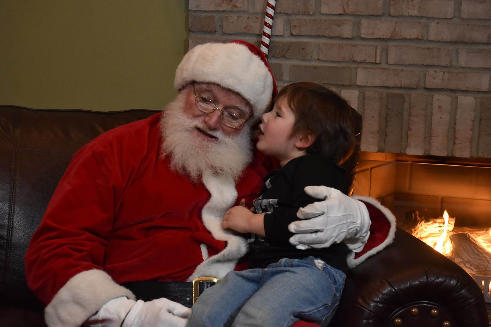 Pictures with Santa at Brook Pointe