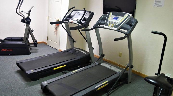 Gym machines and fitness area at Brook Pointe Resort