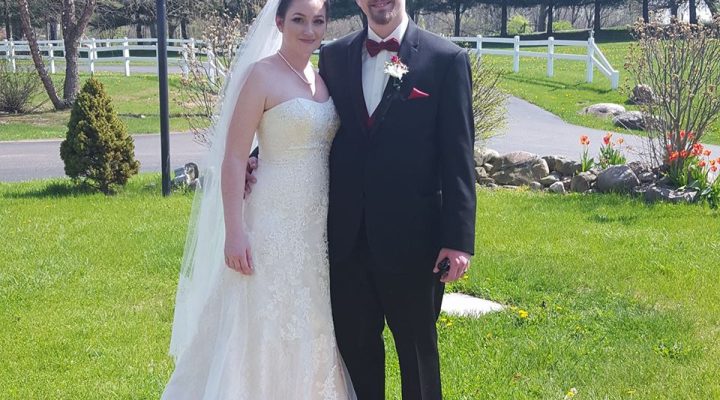 Wedding couple portrait at Brook Pointe Resort