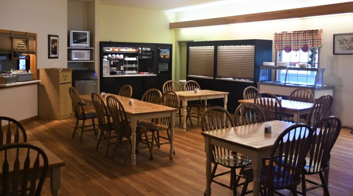 Dining area interior at Brook Pointe Resort Syracuse Indiana