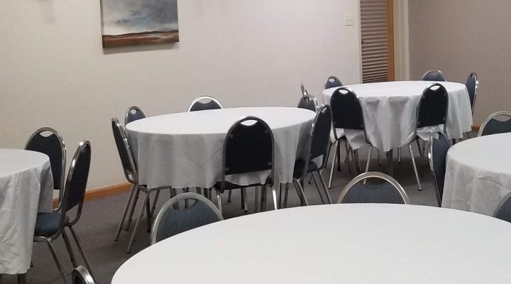 Small meeting room setup at Brook Pointe Resort Syracuse Indiana