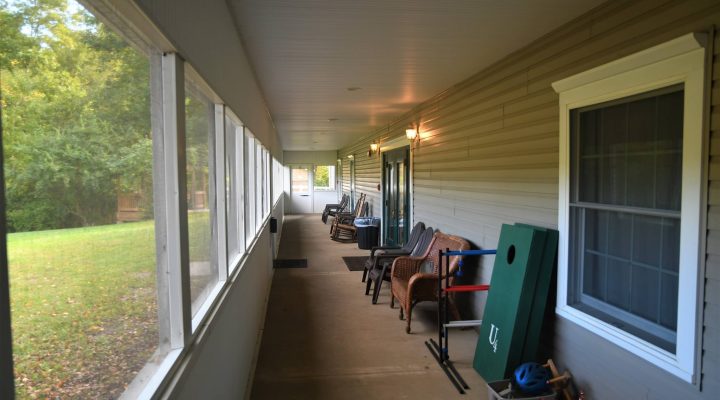 Front porch area at Brook Pointe Resort Syracuse Indiana